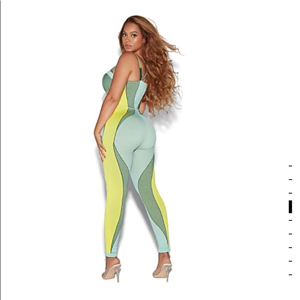 Ivy park cat suit brand new w tags